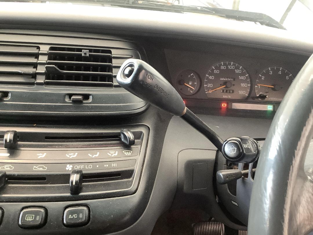 Photo '17' of Toyota Lucida Estima Photo '17' of Toyota Lucida Estima