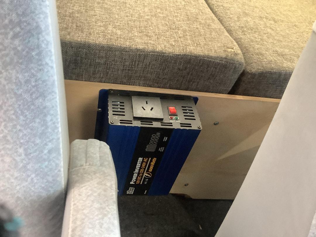 Photo '10' of Toyota Lucida Estima Photo '10' of Toyota Lucida Estima