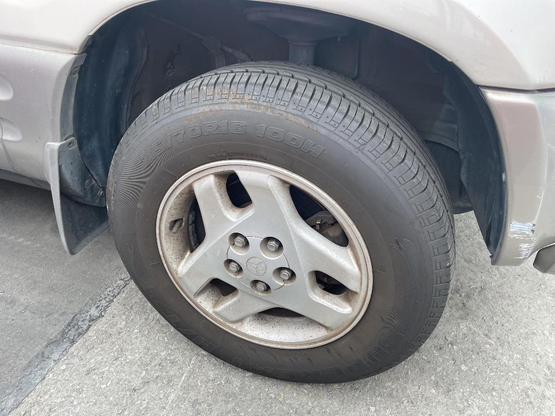 Photo '9' of Toyota Rav4