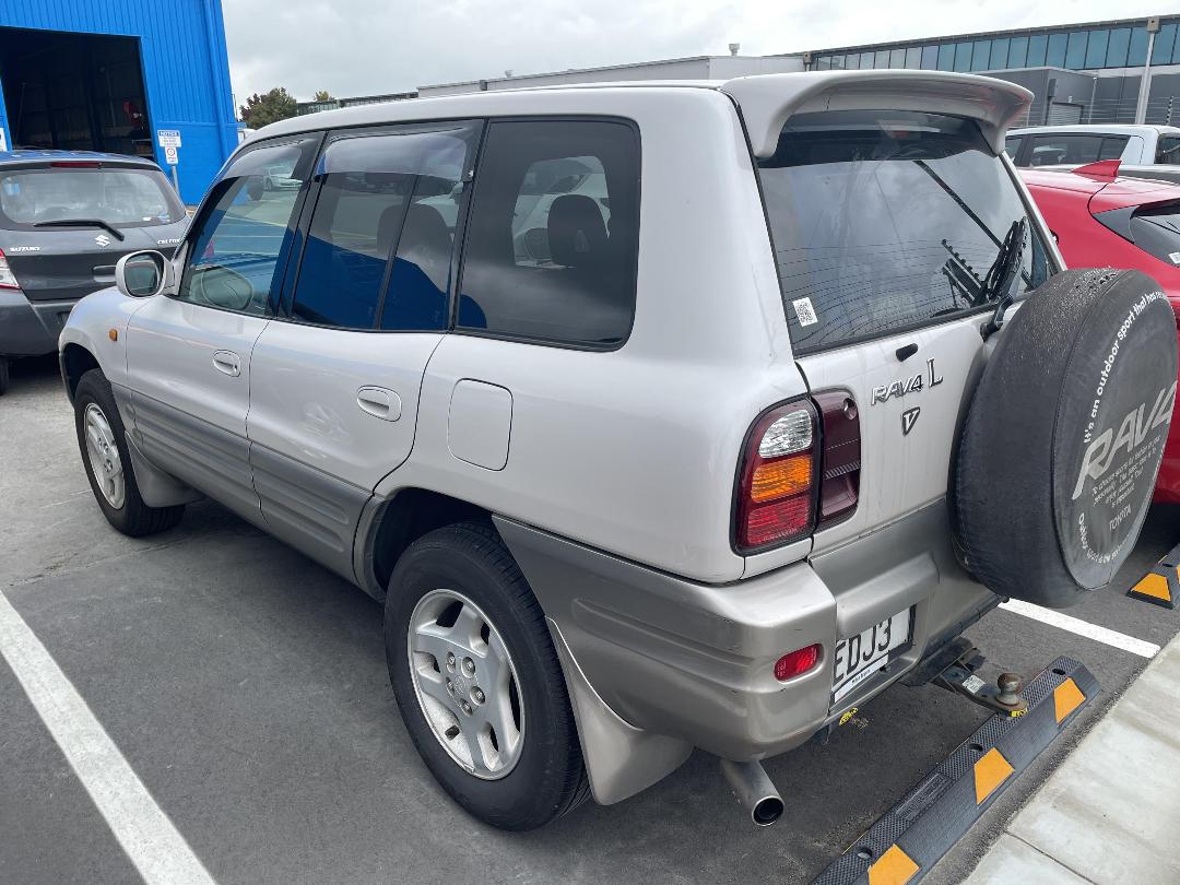 Photo '5' of Toyota Rav4