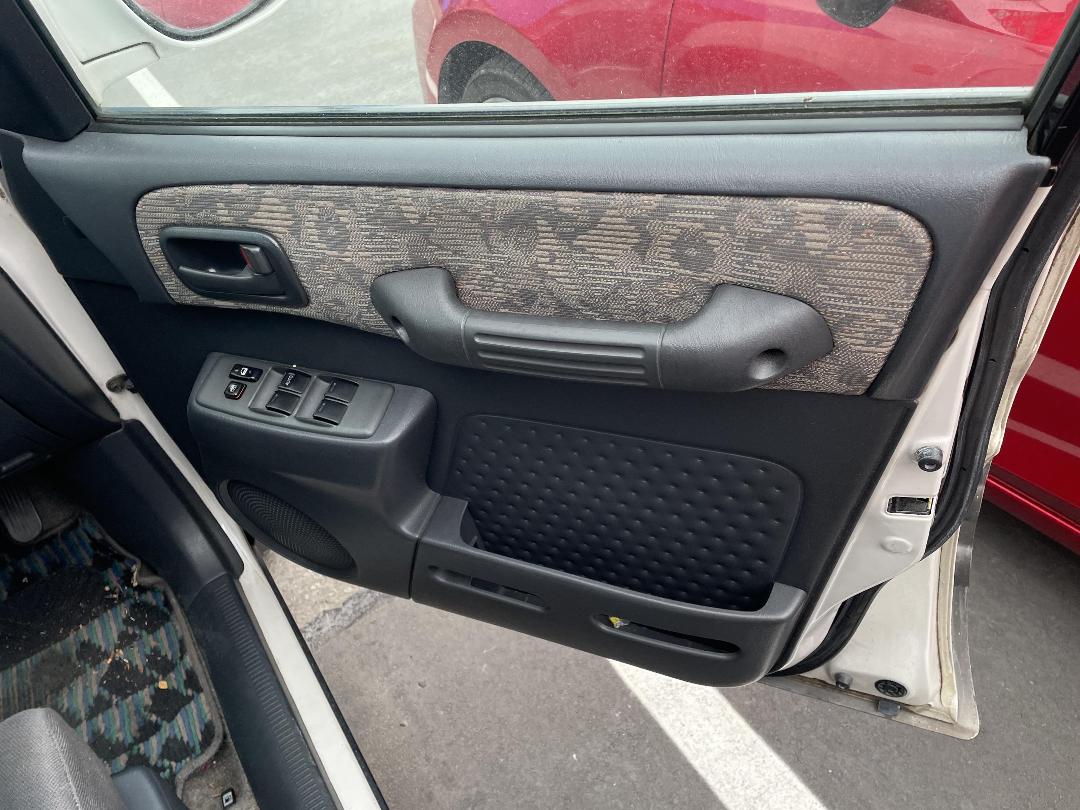 Photo '15' of Toyota Rav4