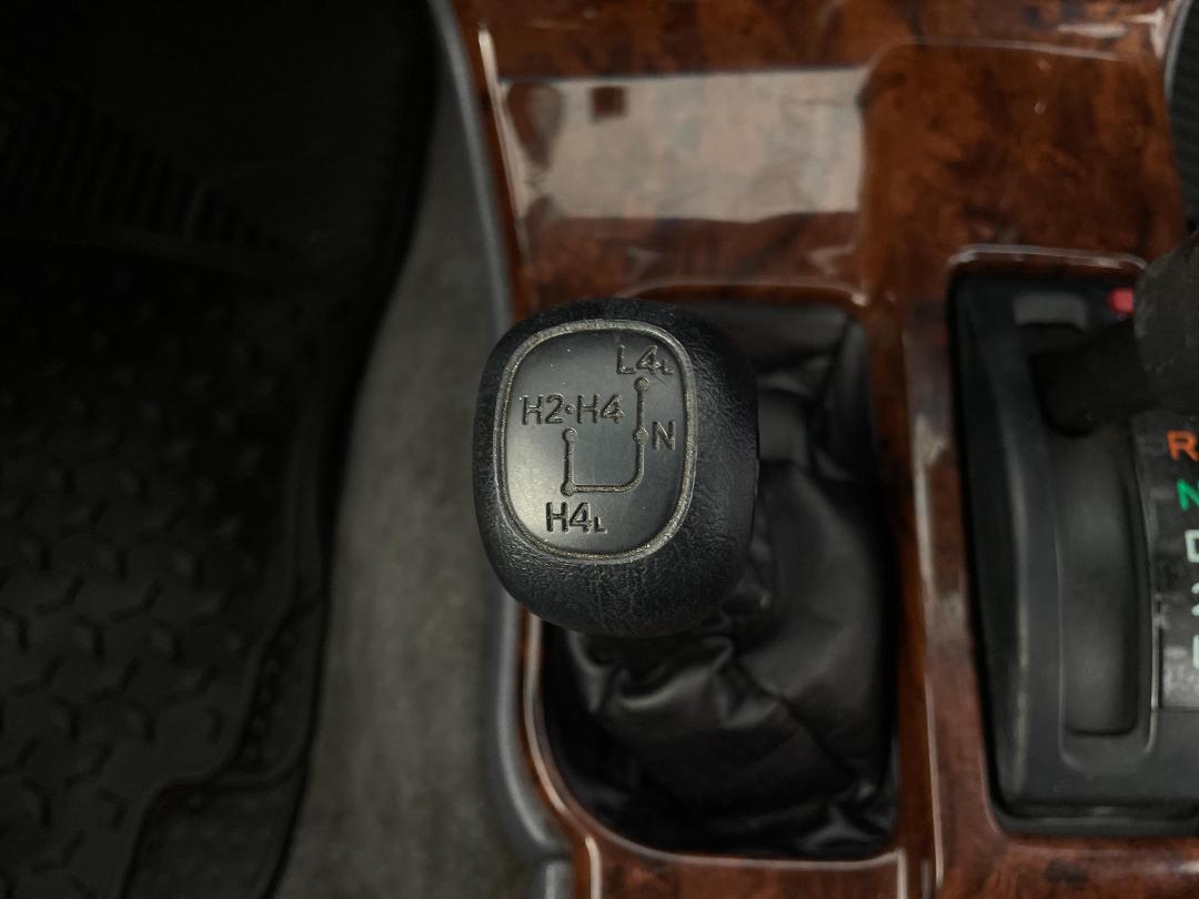 Photo '23' of Toyota Surf