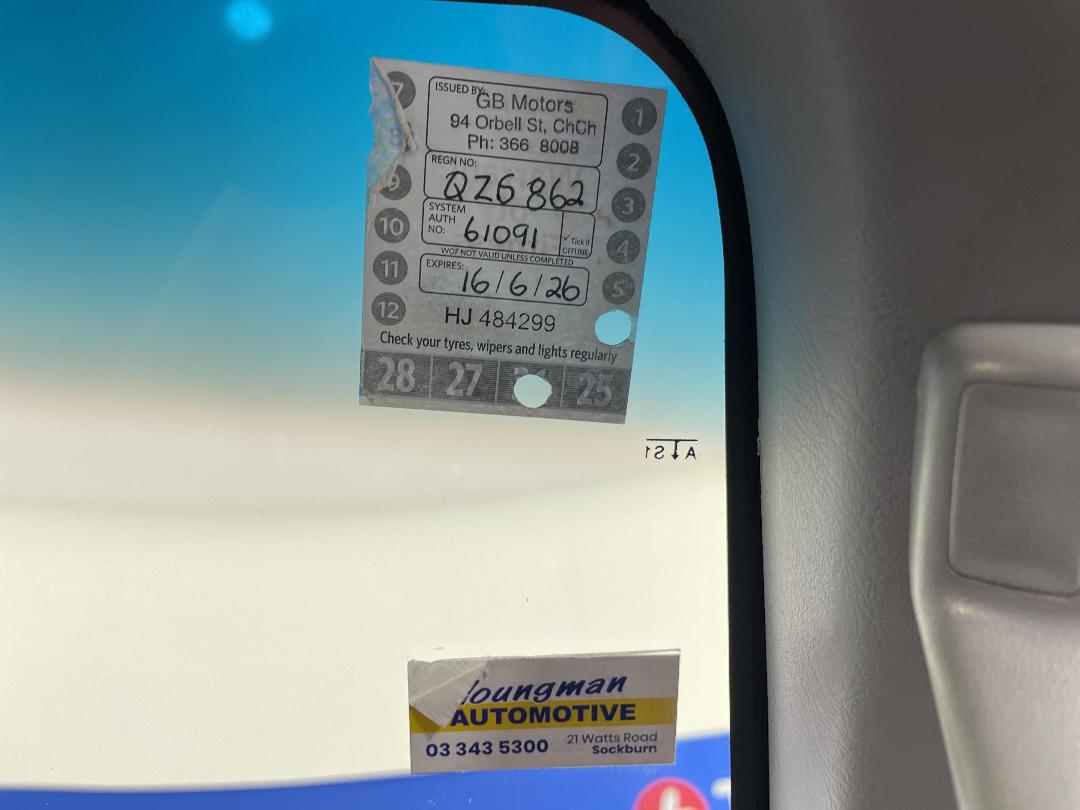 Photo '24' of Toyota Surf