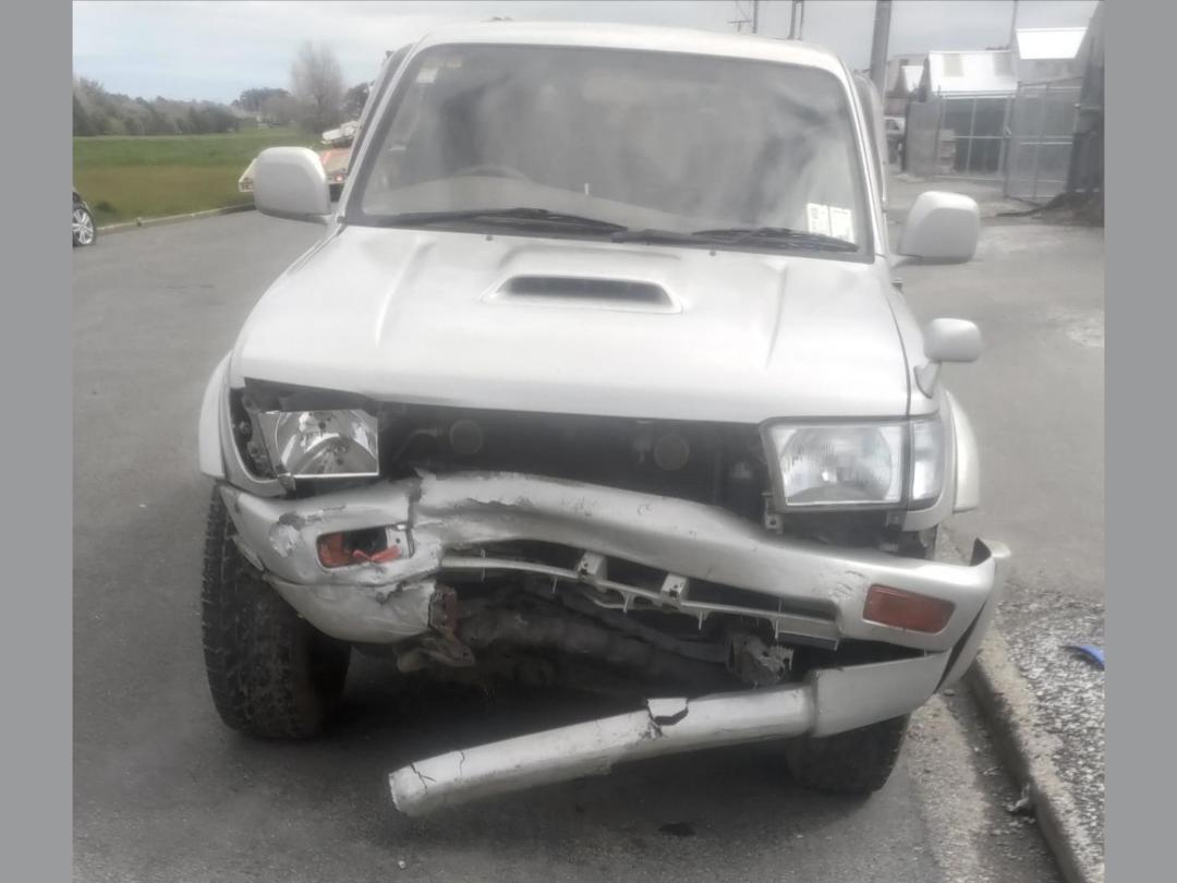 Photo '2' of Toyota Surf Photo '2' of Toyota Surf