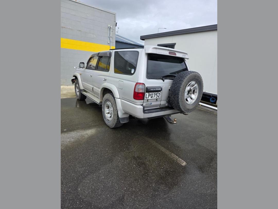 Photo '9' of Toyota Surf Photo '9' of Toyota Surf