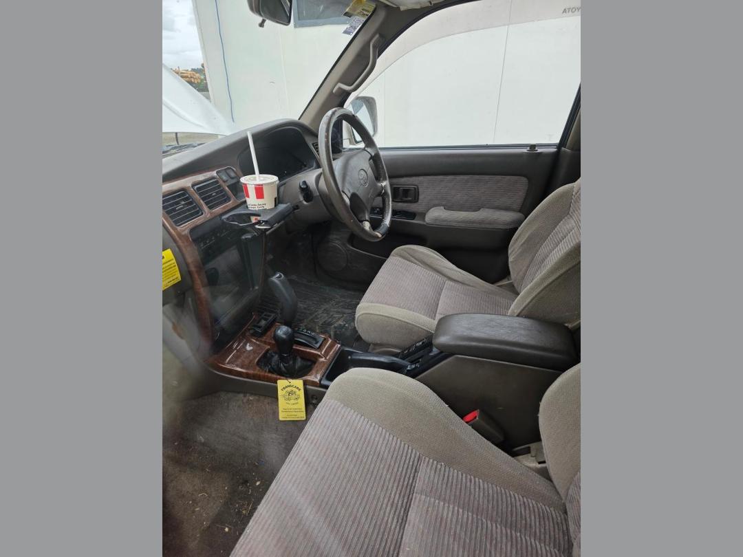 Photo '11' of Toyota Surf Photo '11' of Toyota Surf