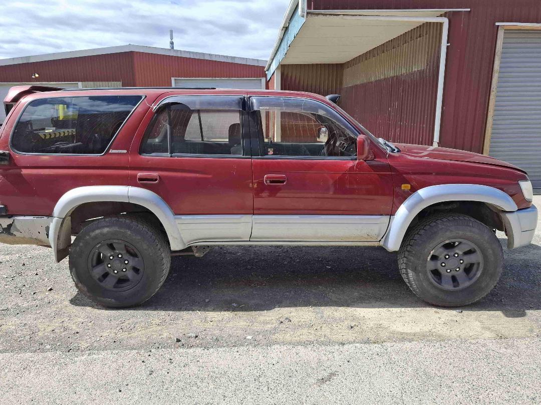 Photo '8' of Toyota Surf