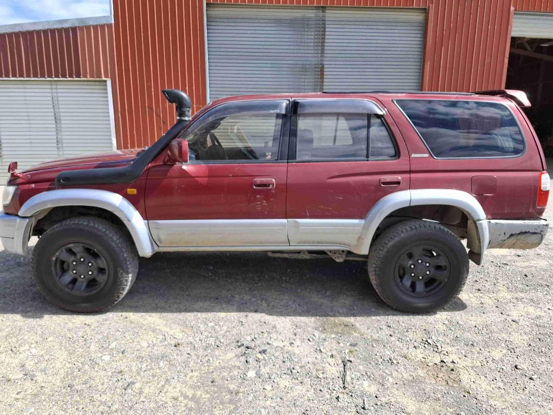 Photo '4' of Toyota Surf