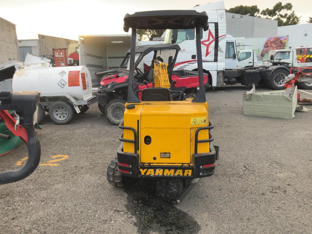 Photo '4' of Yanma B17 Compact Mini Excavator