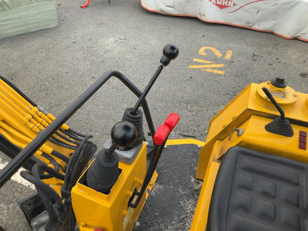 Photo '12' of Yanma B17 Compact Mini Excavator