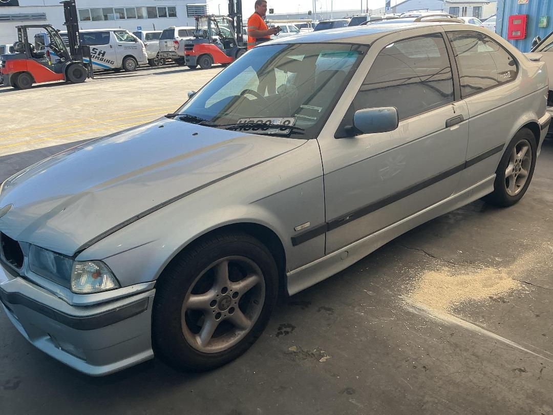 Photo '2' of BMW 318Ti