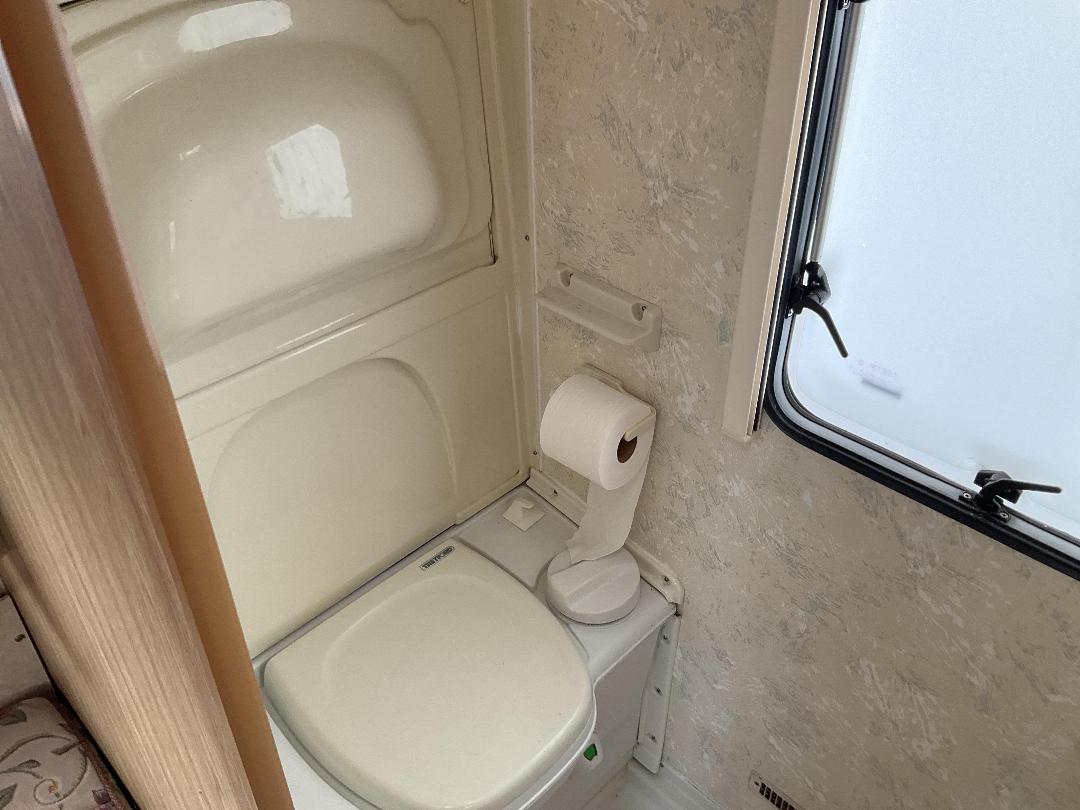 Photo '15' of Caravan Elldis Caravan - Single Photo '15' of Caravan Elldis Caravan - Single