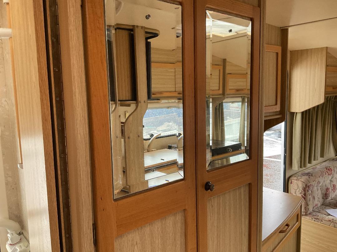 Photo '18' of Caravan Elldis Caravan - Single Photo '18' of Caravan Elldis Caravan - Single