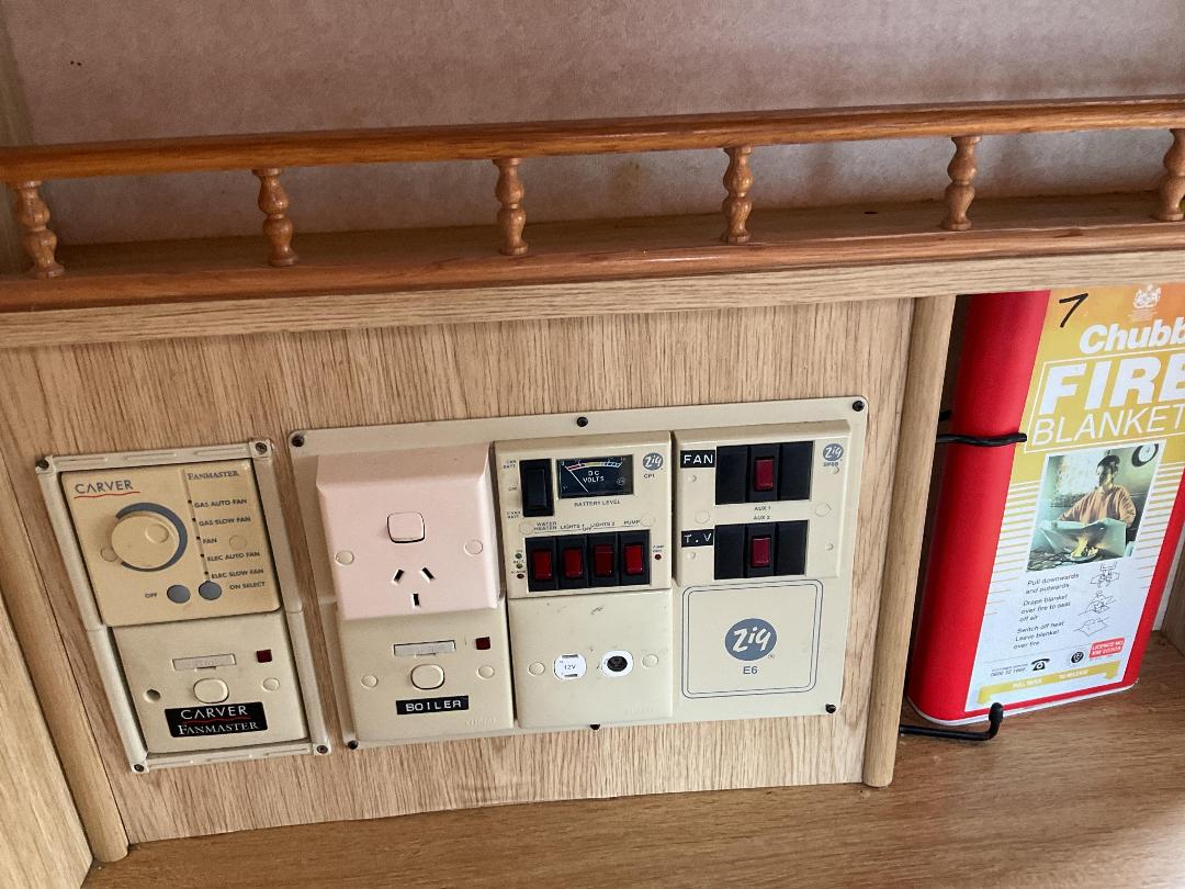 Photo '22' of Caravan Elldis Caravan - Single Photo '22' of Caravan Elldis Caravan - Single