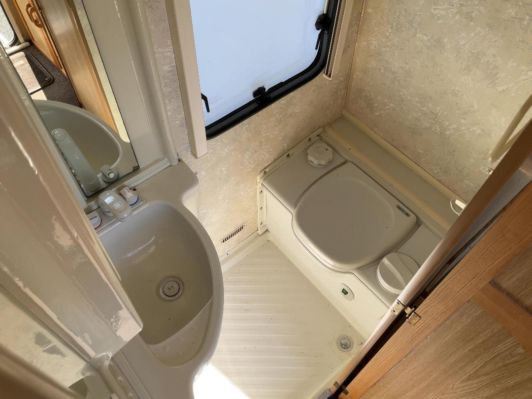 Photo '24' of Elddis Broadway Caravan - Single