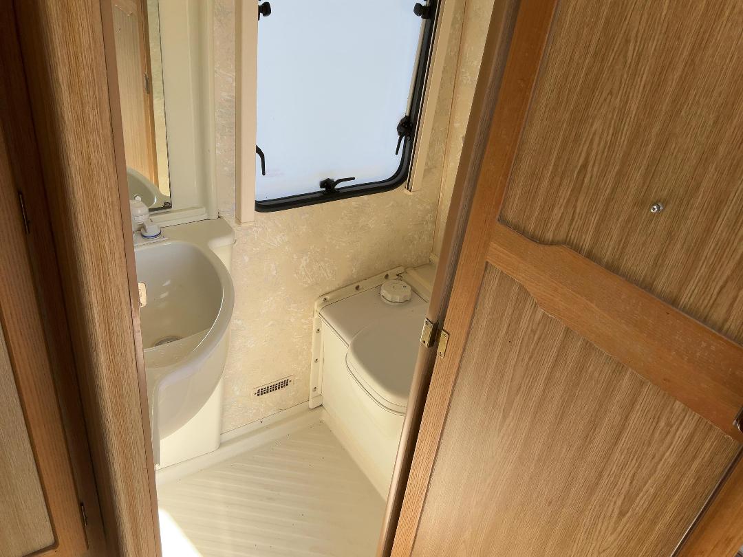 Photo '25' of Elddis Broadway Caravan - Single