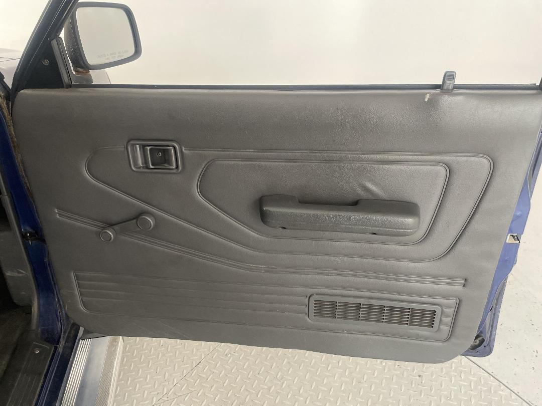 Photo '15' of Ford Courier