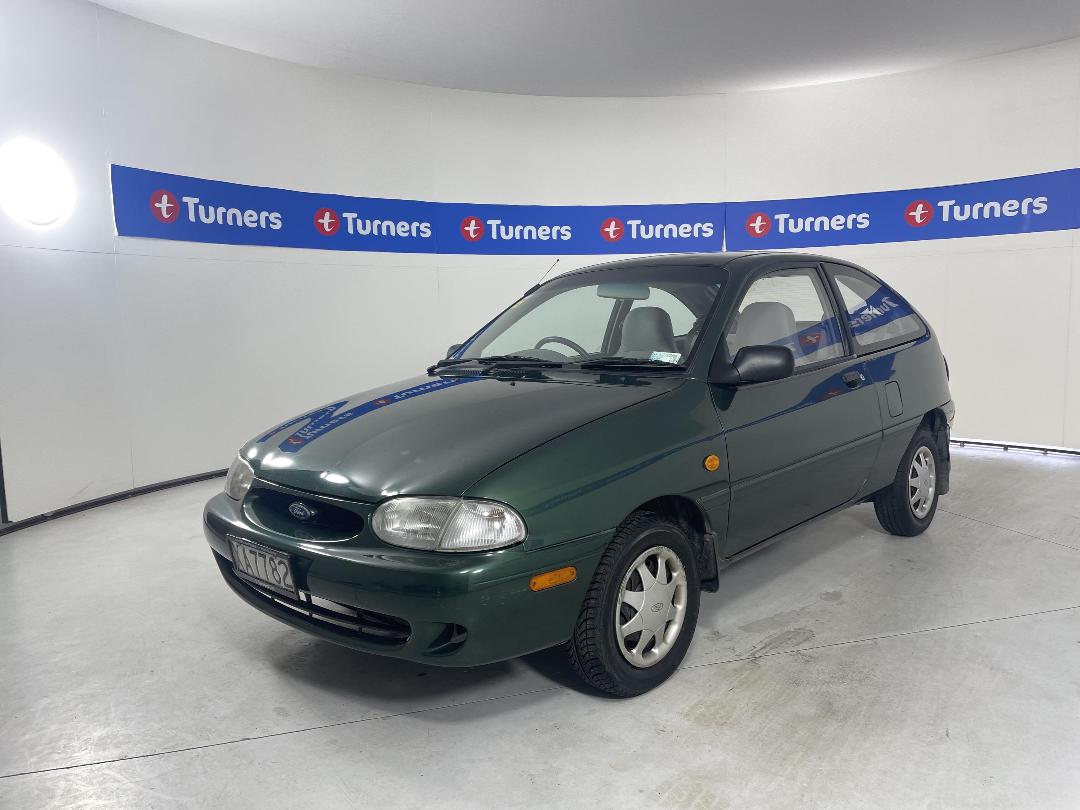 Photo '4' of Ford Festiva