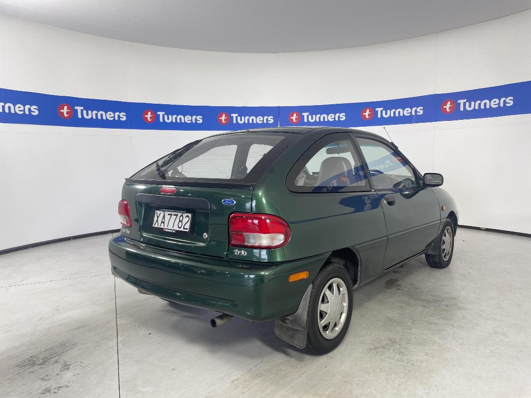 Photo '7' of Ford Festiva