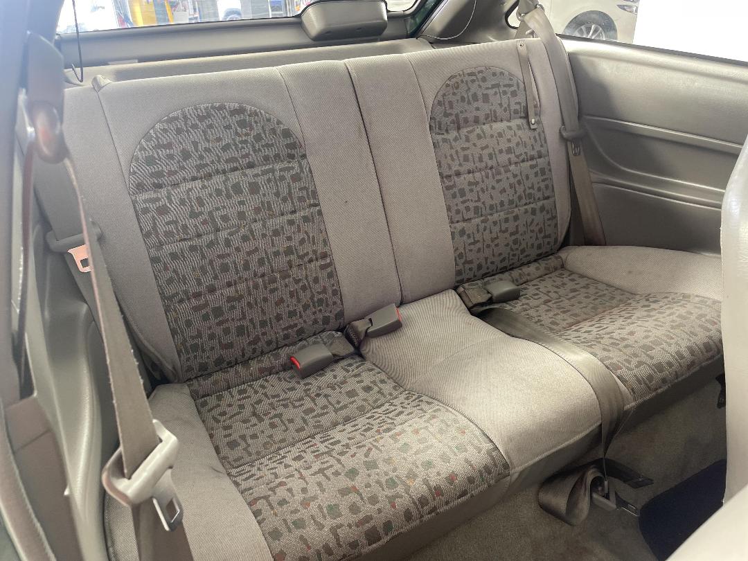 Photo '19' of Ford Festiva