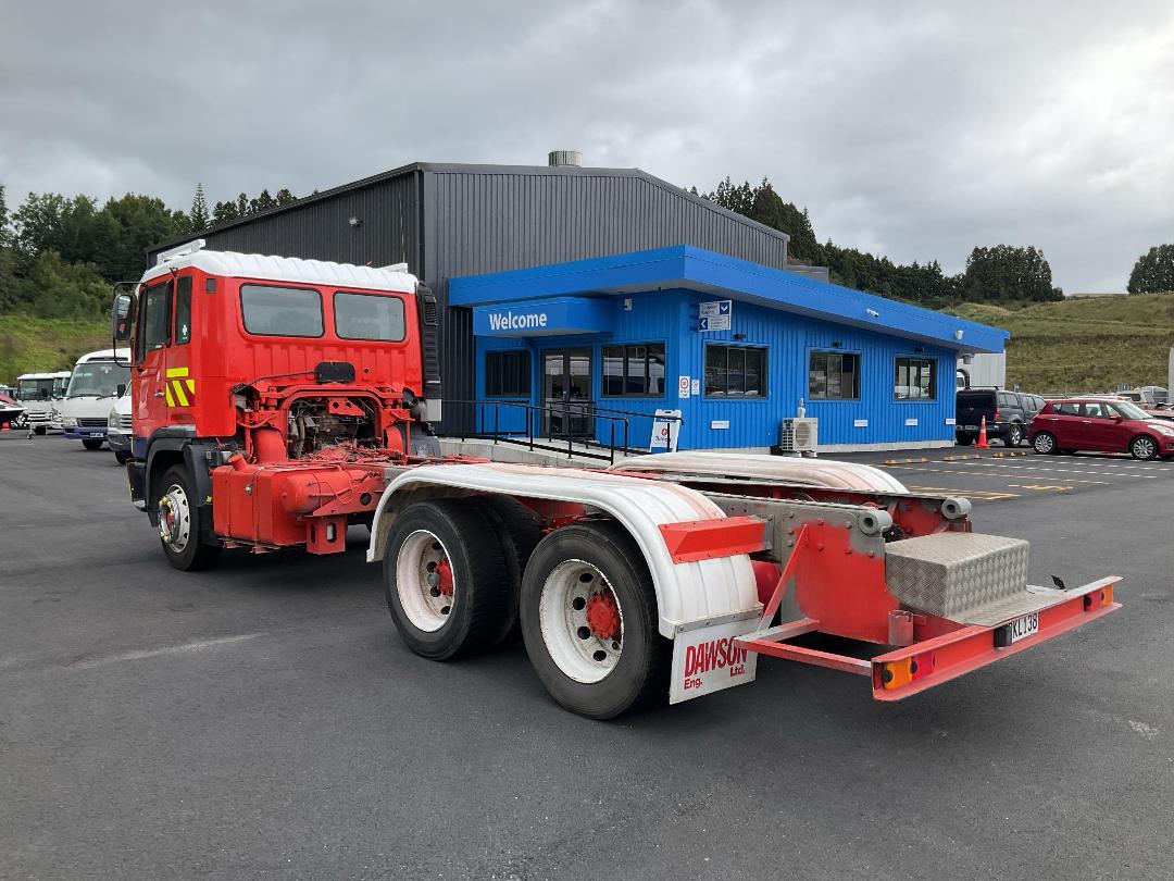 Photo '6' of HINO FS 2PLKD Cab Chassis Photo '6' of HINO FS 2PLKD Cab Chassis