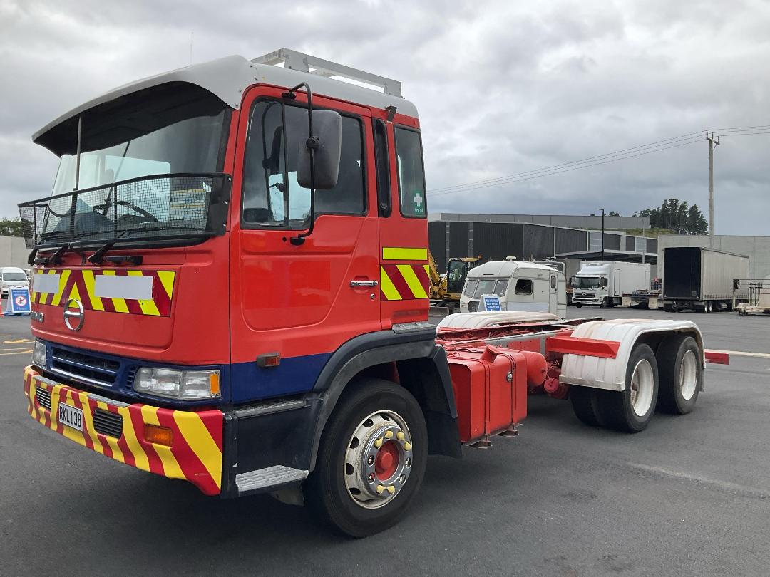 Photo '9' of HINO FS 2PLKD Cab Chassis Photo '9' of HINO FS 2PLKD Cab Chassis