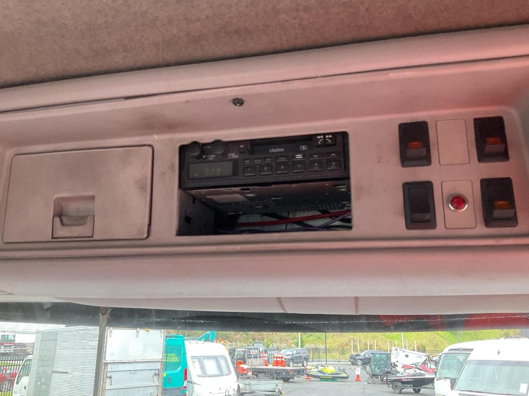 Photo '17' of HINO FS 2PLKD Cab Chassis Photo '17' of HINO FS 2PLKD Cab Chassis