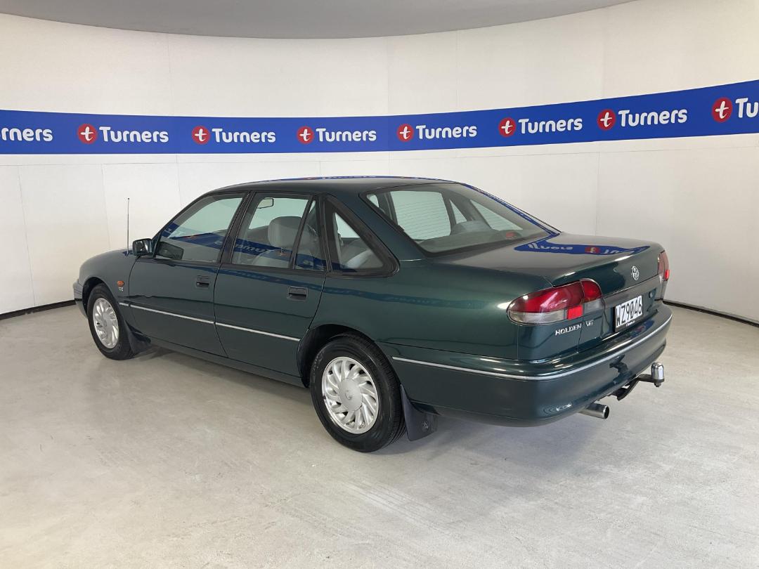 Photo '5' of Holden Commodore Photo '5' of Holden Commodore