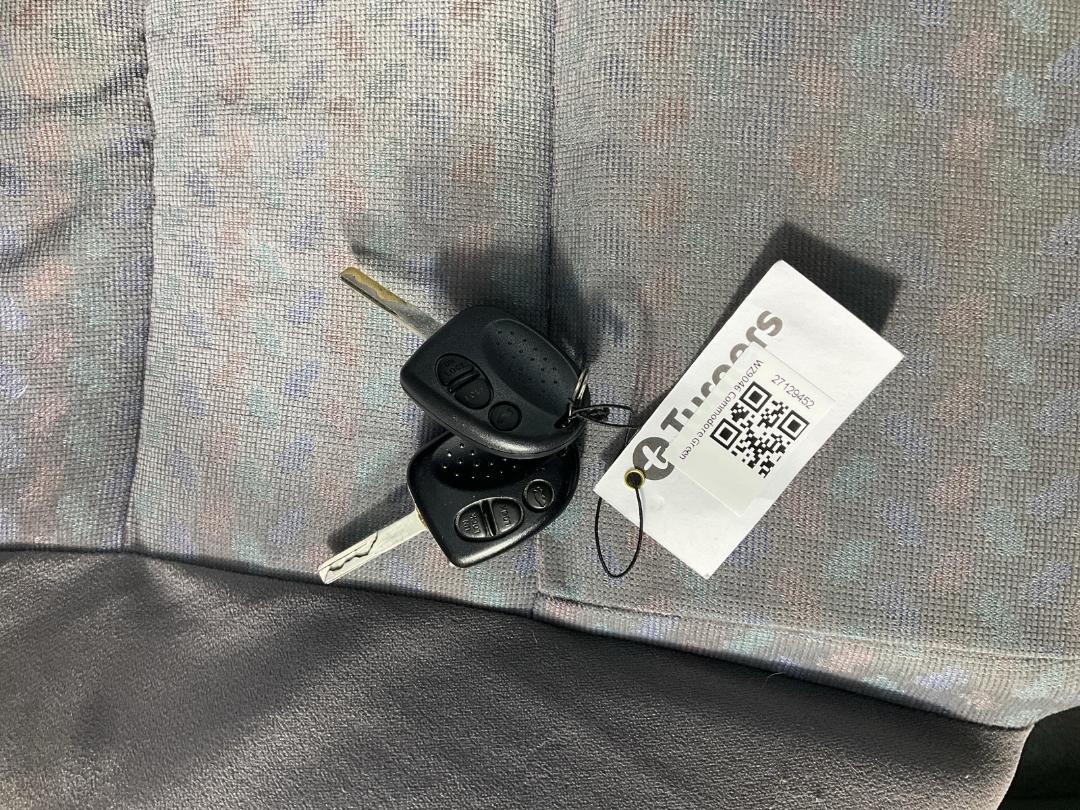 Photo '22' of Holden Commodore Photo '22' of Holden Commodore