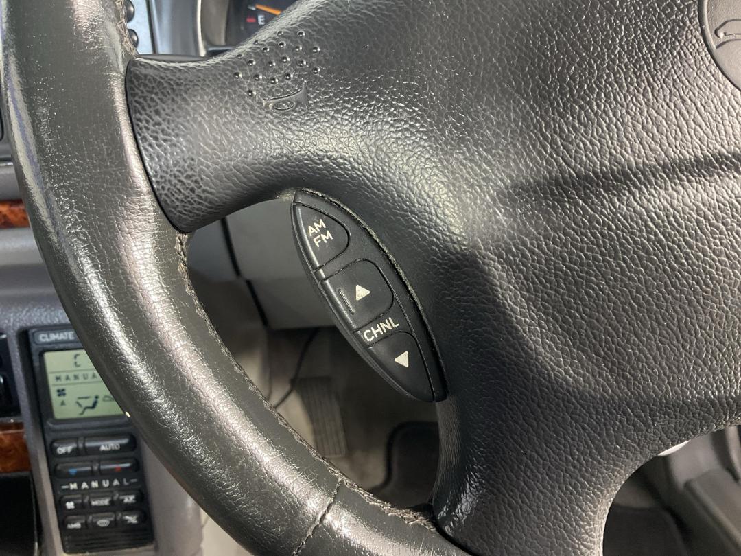 Photo '26' of Holden Commodore Photo '26' of Holden Commodore