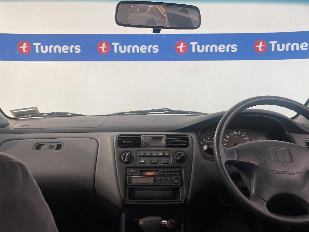 Photo '17' of Honda Accord