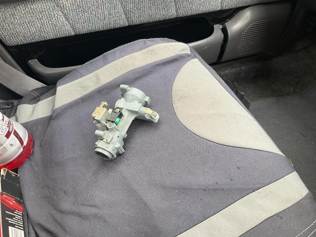 Photo '14' of Honda Logo Lachic Photo '14' of Honda Logo Lachic