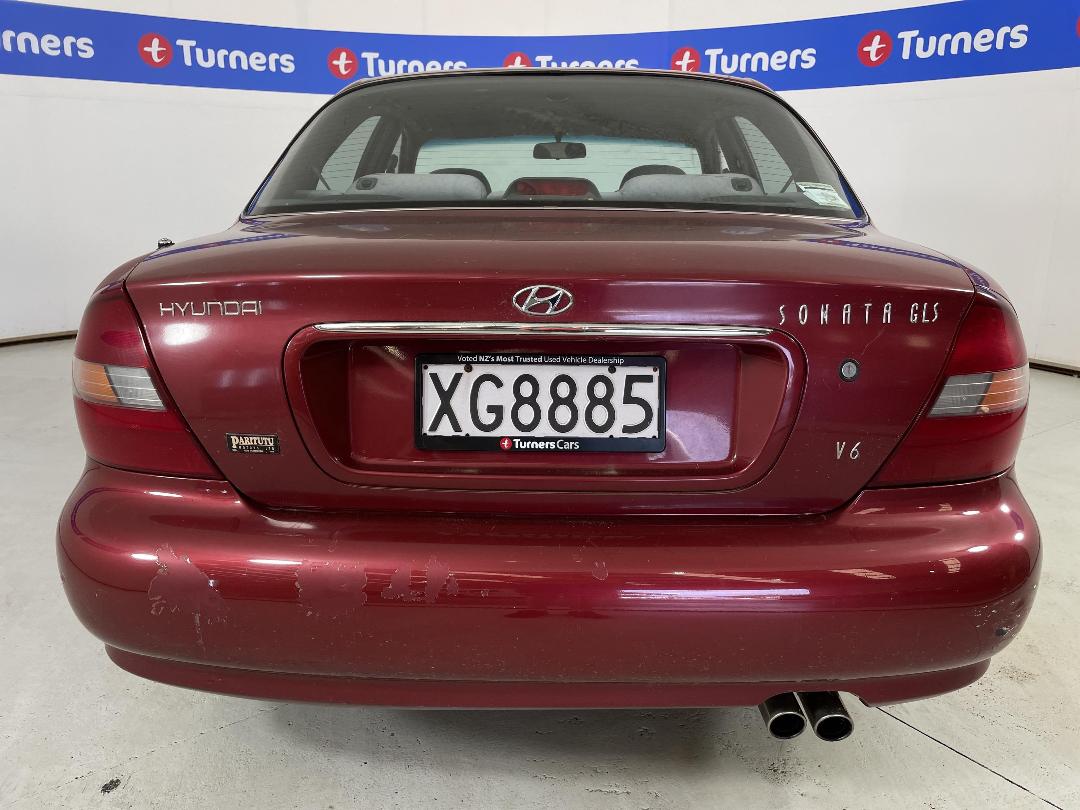 Photo '6' of Hyundai Sonata