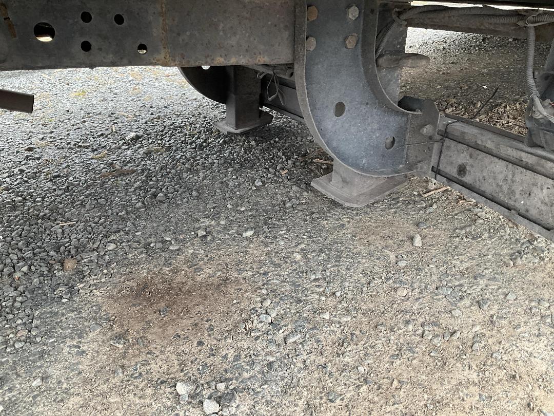 Photo '14' of Isuzu ELF Transporter