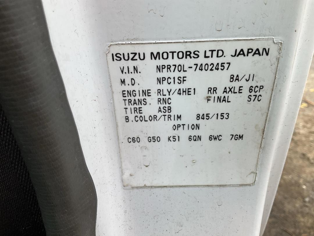 Photo '35' of Isuzu ELF Transporter