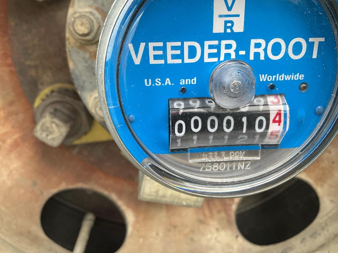 Photo '37' of Isuzu ELF Transporter