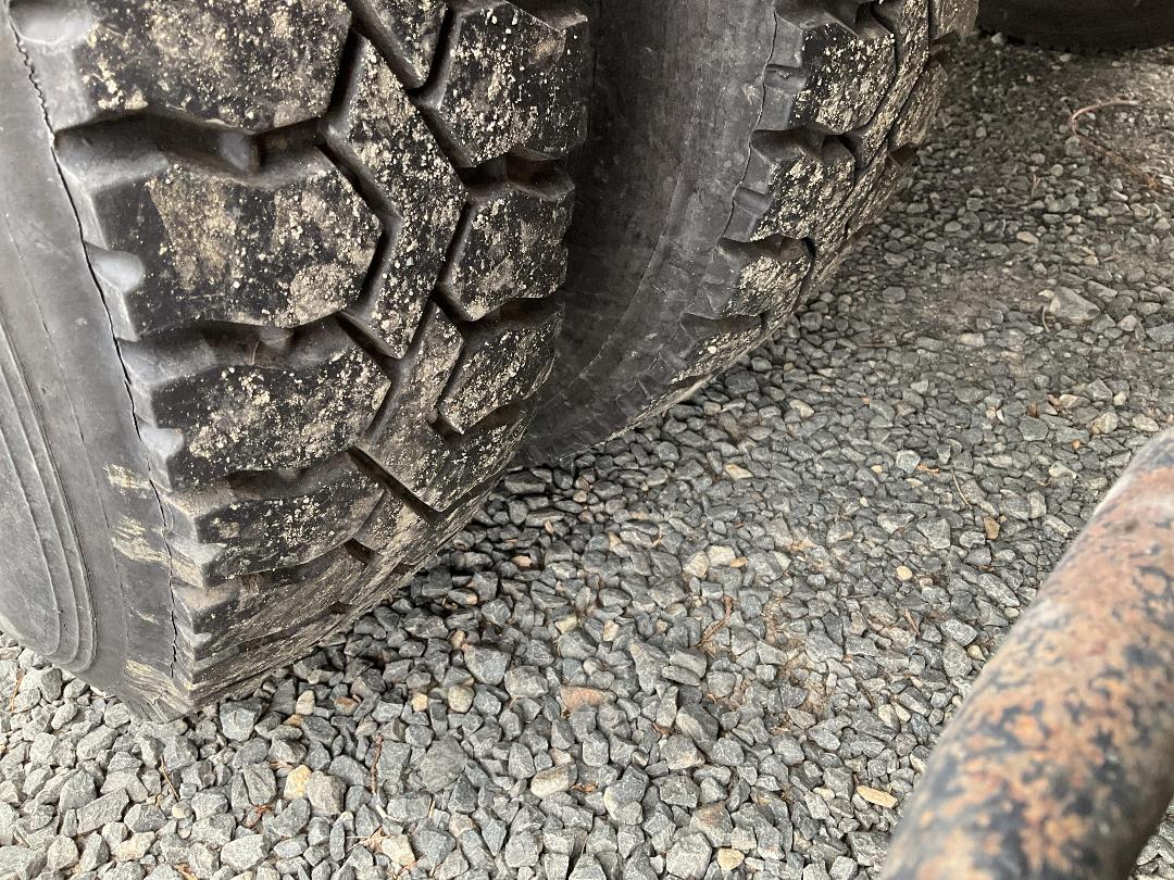 Photo '43' of Isuzu ELF Transporter