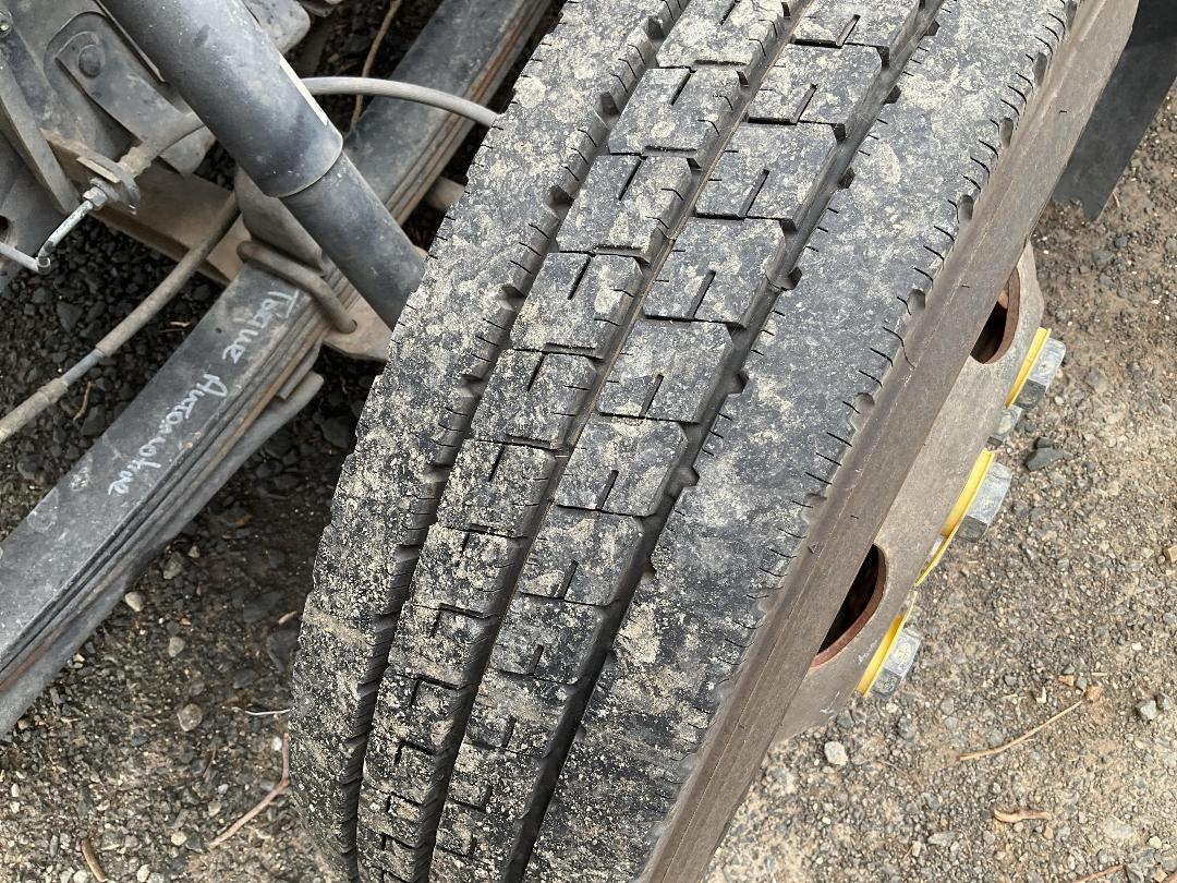 Photo '44' of Isuzu ELF Transporter