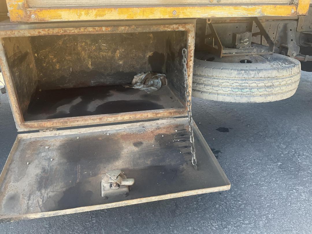 Photo '12' of Isuzu ELF NPR71 Tipper