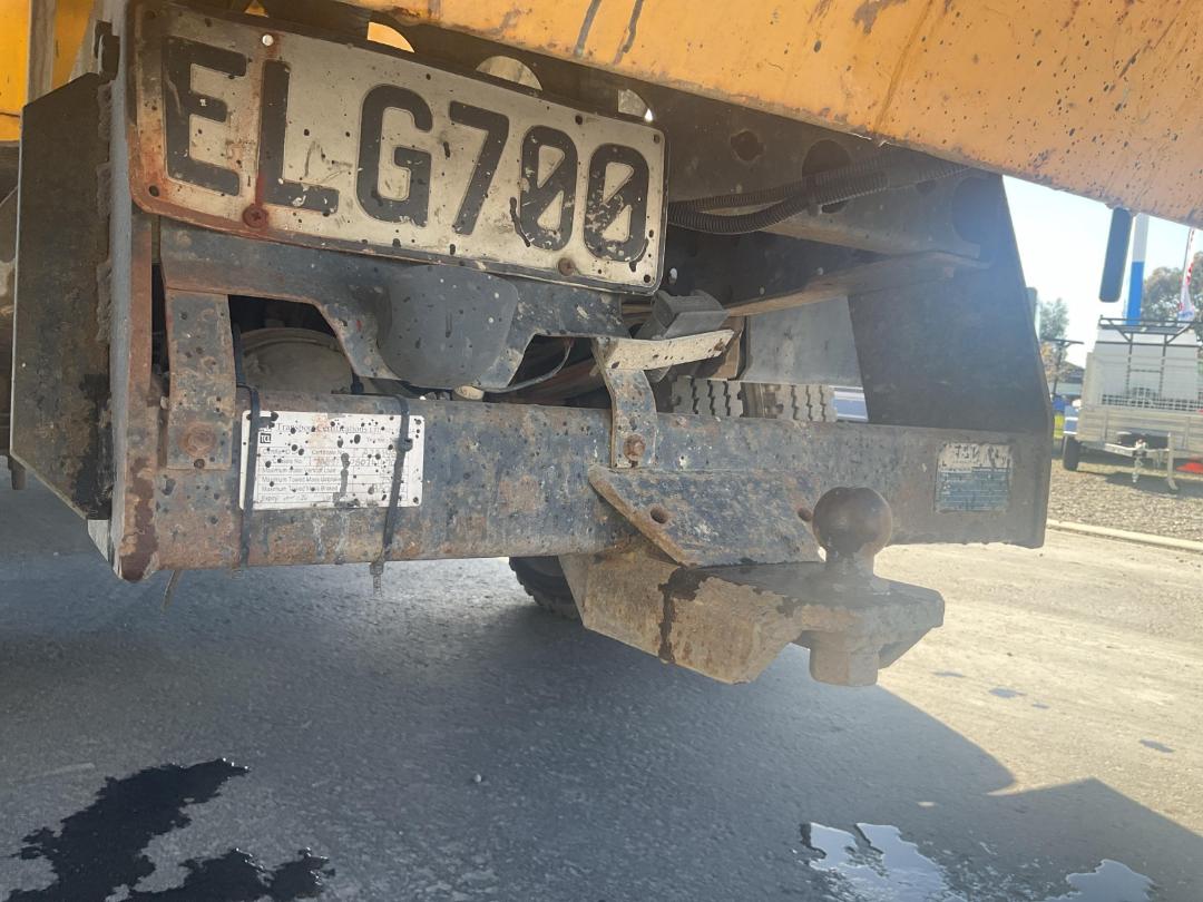 Photo '14' of Isuzu ELF NPR71 Tipper