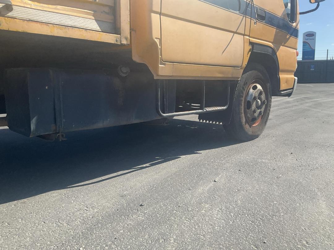 Photo '16' of Isuzu ELF NPR71 Tipper