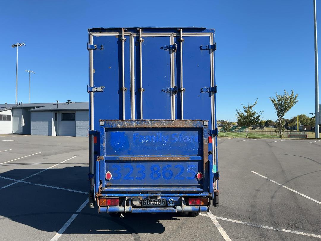 Photo '5' of Isuzu Elf Box Body