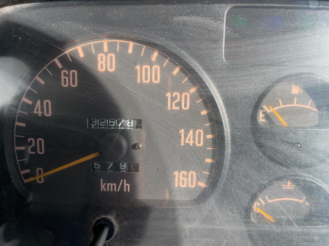 Photo '12' of Isuzu Elf Box Body