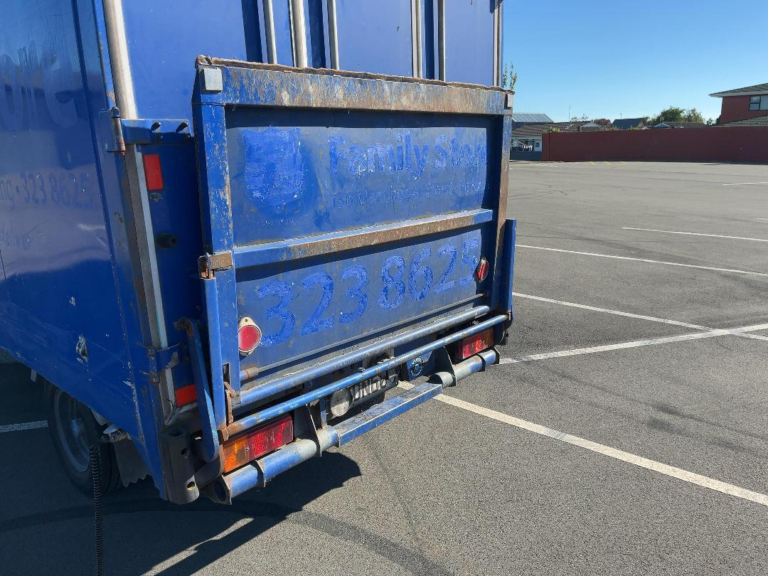 Photo '20' of Isuzu Elf Box Body