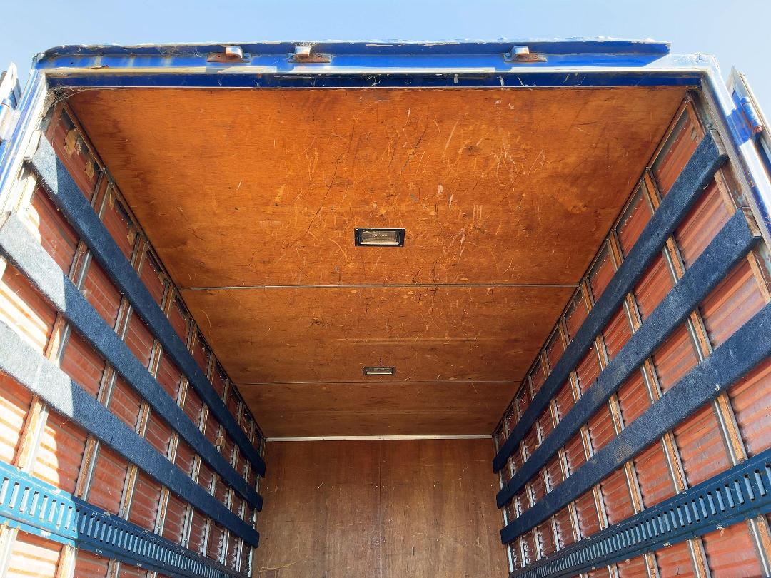 Photo '26' of Isuzu Elf Box Body