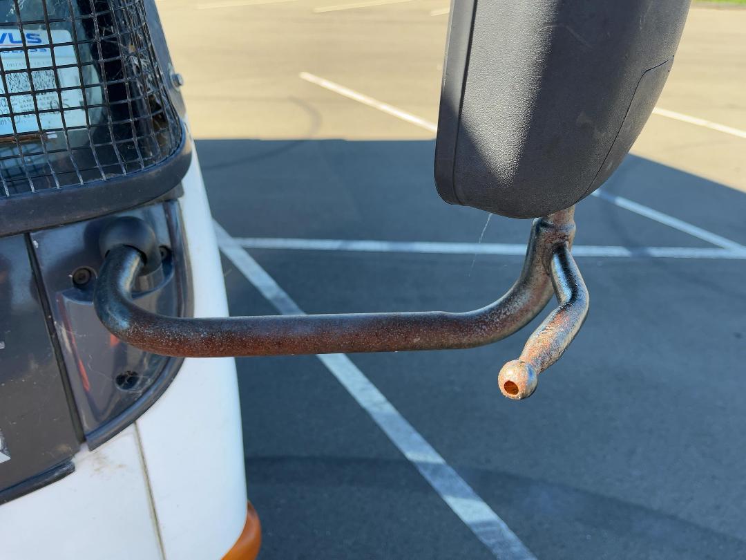 Photo '37' of Isuzu Elf Box Body