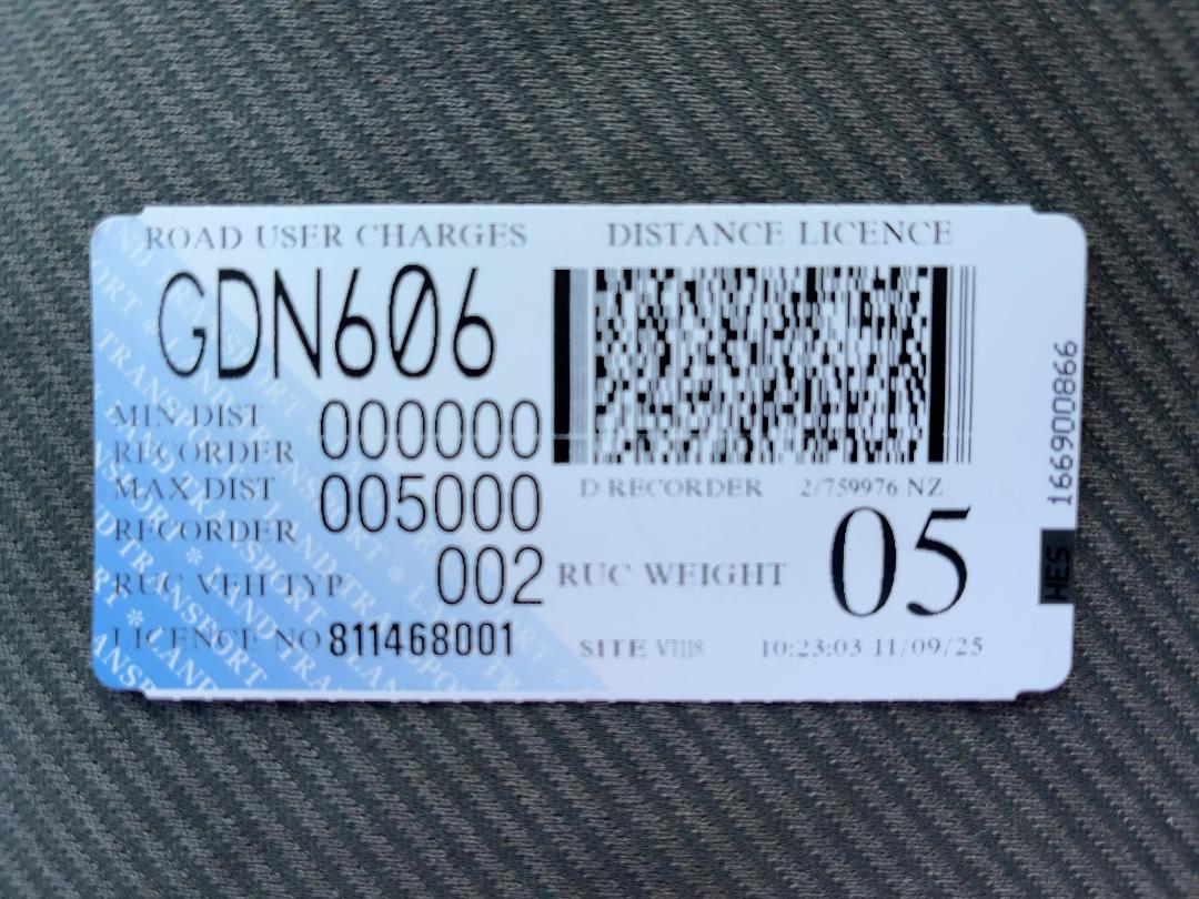 Photo '51' of Isuzu Elf Box Body