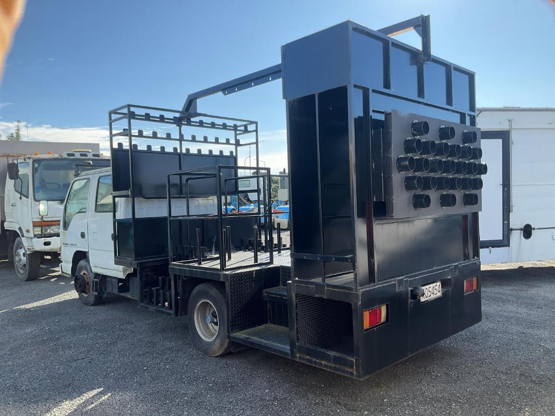 Photo '6' of Isuzu N Series 100P NKR275C Service Vehicle