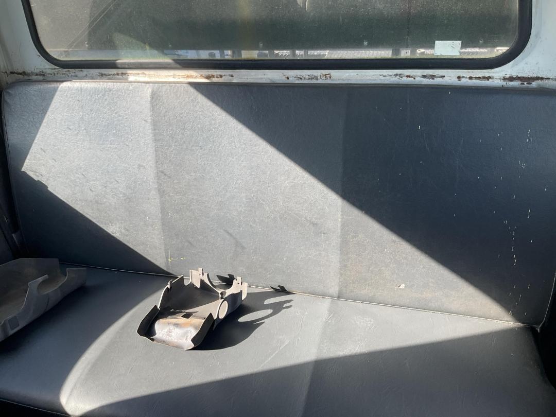 Photo '22' of Isuzu N Series 100P NKR275C Service Vehicle