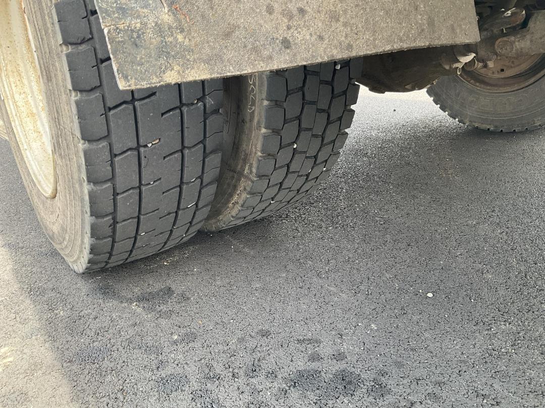 Photo '23' of Isuzu N Series 100P NPR450 Flat Deck Photo '23' of Isuzu N Series 100P NPR450 Flat Deck